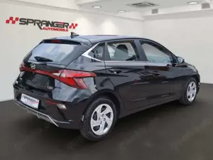 Hyundai i20 Automatik*Klimaaut.*LHZ*SHZ*LED*DAB*R.Cam* Bild 3