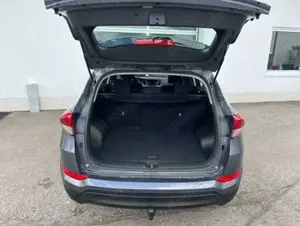 Hyundai TUCSON blue Trend 2WD (TL) Bild 5