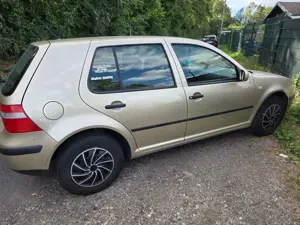 Volkswagen Golf 1.4 Bild 2
