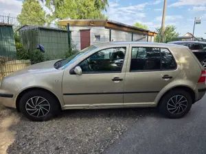 Volkswagen Golf 1.4