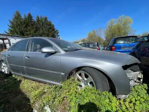 Audi A8 3,0 TDI Quattro * Leder*Navi*diebstahlschaden Bild 3