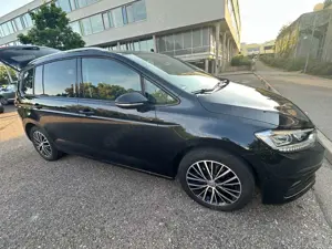 Volkswagen Touran 1.6 TDI SCR DSG Join Bild 3