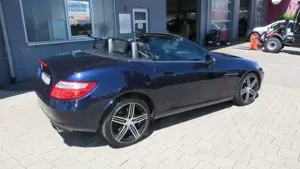 Mercedes-Benz SLK 200 Airscarf, Pano, AMG-Felgen, Top Zustand Bild 3