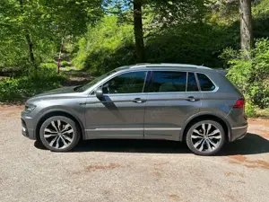Volkswagen Tiguan 2.0 TSI Highline 2xR-Line 4Motion DSG AHK