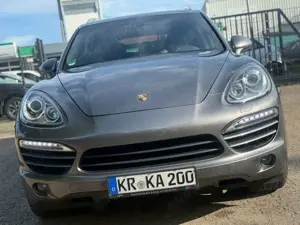 Porsche Cayenne 3.0 TDI 320 Ps Bi-Xenon Leder Navi 22 Zoll Panoram Bild 3