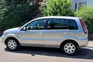 Ford Fusion 67tkm Bild 3