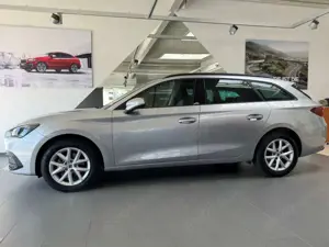 SEAT Leon Sportstourer Style Aut. ANHÄNG.KUPPL.+STANDHZ.+CAR Bild 4
