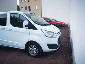 Ford Tourneo Custom Tourneo Custom 300 L1H1 VATitanium Bild 4