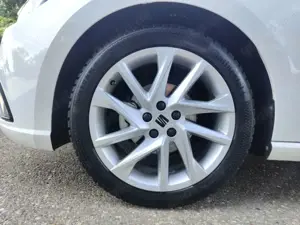 SEAT Ibiza FR 1.0 TSI Navi Digitales Cockpit LED Apple CarPla Bild 4