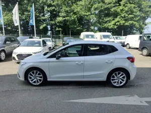 SEAT Ibiza FR 1.0 TSI Navi Digitales Cockpit LED Apple CarPla Bild 3