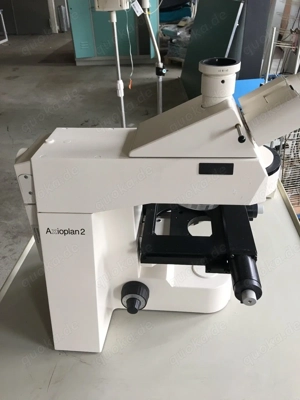 Zeiss Mikroskop Axioplan 2 mit Scanning-Kreuztisch und Joystick Bild 2