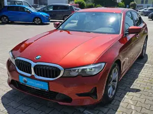 BMW 318 318d*Limo*Aut.*Advantage*Virtual*Life*Navi*AHK*LED