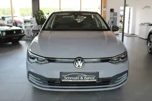 Volkswagen Golf VIII Lim. 2.0 TDI DSG United*NAVI*LED*VIRT* Bild 2