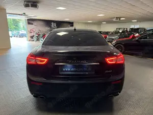 Maserati Ghibli 3.0 V6 Bi-Xenon Vollleder DAB Keyless Bild 5