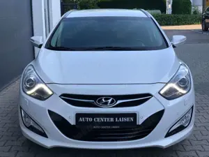 Hyundai i40 cw FIFA World Cup Edition Xenon Keyless Kam. Bild 2