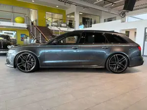 Audi RS6 Avant*Dynamik-Paket*Pano*Keramik*Soft*Matrix Bild 2