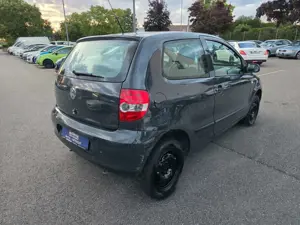 Volkswagen Fox Basis Bild 5