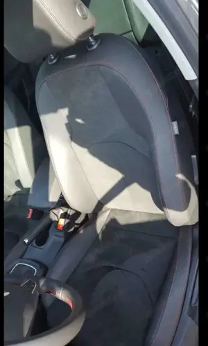 SEAT Leon Leon ST Diesel ST 2.0 TDI Start Bild 3