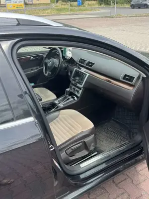 Volkswagen Passat Variant 2.0 TDI SCR DSG (BlueM. Tech) Highline