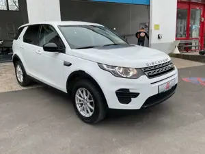 Land Rover Discovery Sport 20 D 150 PS Pure 4X4 AHK Euro6 Bild 3