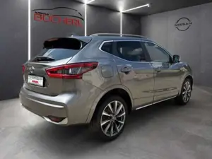 Nissan Qashqai Tekna+, 360°-Kam., PANO, Winterpaket Bild 4