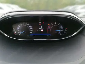 Peugeot 3008 PureTech 130 EAT8 GT-Line Navi Pano LED Bild 5