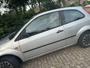 Ford Fiesta 1.3 Bild 4