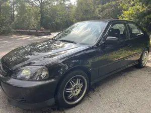 Honda Civic 1.4i Bild 3