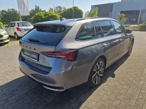 Skoda Octavia Combi Sportline FL/2.0 TDI 110 kW 7-Gang DSG Clima Bild 5