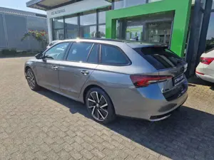 Skoda Octavia Combi Sportline FL/2.0 TDI 110 kW 7-Gang DSG Clima Bild 3