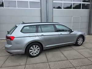 Volkswagen Passat Variant /LED/Navi/AHK schwenkbar/ACC/Lane Bild 3