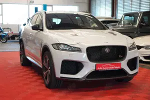Jaguar F-Pace F-PACE SVR 5.0 V8 Kompressor *1.Hand*Unfallfrei* Bild 3