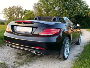 Mercedes-Benz SLC 180 SLC 180 9G AMG Line Top gepflegt 44000km Bild 3