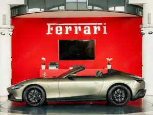 Ferrari Roma Spider MagneRide*360°-View*LED-Lenkrad Bild 4