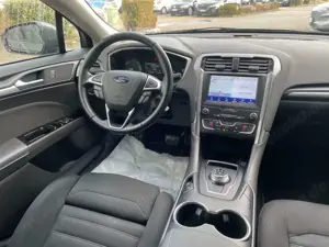 Ford Mondeo Kombi TDCi150 Auto Navi/LMF/SHZ/FSH/Temp Bild 2