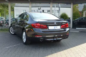 BMW 520 d  Aut. AHK Navi Tempo SHZ PDC Bild 3
