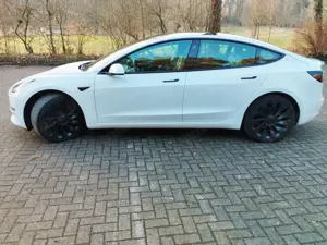 Tesla Model 3 Model 3 Performance Allrad Dual Motor 8-fach 534PS