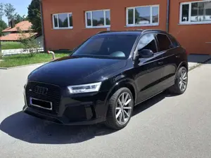Audi RS Q3 RS Q3 2.5 TFSI quattro S tronic
