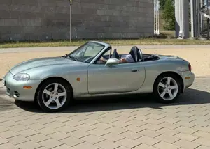 Mazda MX-5 MX-5 1.9i 16VSilver Blues