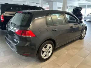 Volkswagen Golf VII 2.0 TDI Comfortline *Navi *BT * Bild 4