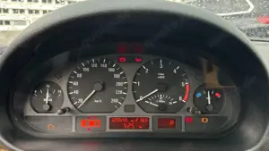 BMW 320 320d 3250 Bild 2