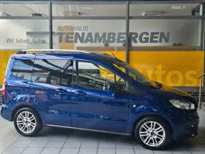 Ford Tourneo Courier Titanium behzb. Windschutzschei