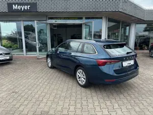 Skoda Octavia Combi 2.0 TDI Style Style Bild 4