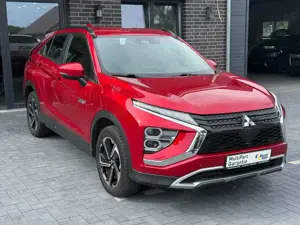Mitsubishi Eclipse Cross Plus Hybrid 4WD*HUD*NAVI*KAMERA*1H