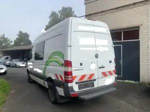 Mercedes-Benz Sprinter KASTENWAGEN MITTELLANG HOCH AUTOM-STANDH-KLIMA