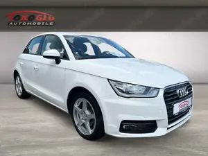 Audi A1 Sportback 1.0 LITER AD 1.HAND PDC Berganfahrass. R