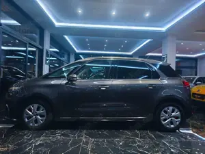 Citroen C4 SpaceTourer NAVI SHZ MFL AHK