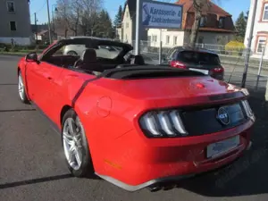 Ford Mustang GT Convertible V8 - 5 Liter mit 10 Gang Automatik Bild 5