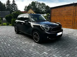 MINI One D Countryman EURO6 Diesel, Xenon,17 Zoll, Klimaaut., Sitzhz. Bild 2