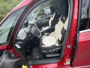 Citroen C4 Picasso e-HDi 115 Seduction Bild 5